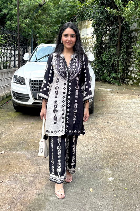 Black & White Rayon Cotton Geometric Print Co-Ord Set with Mirror Work