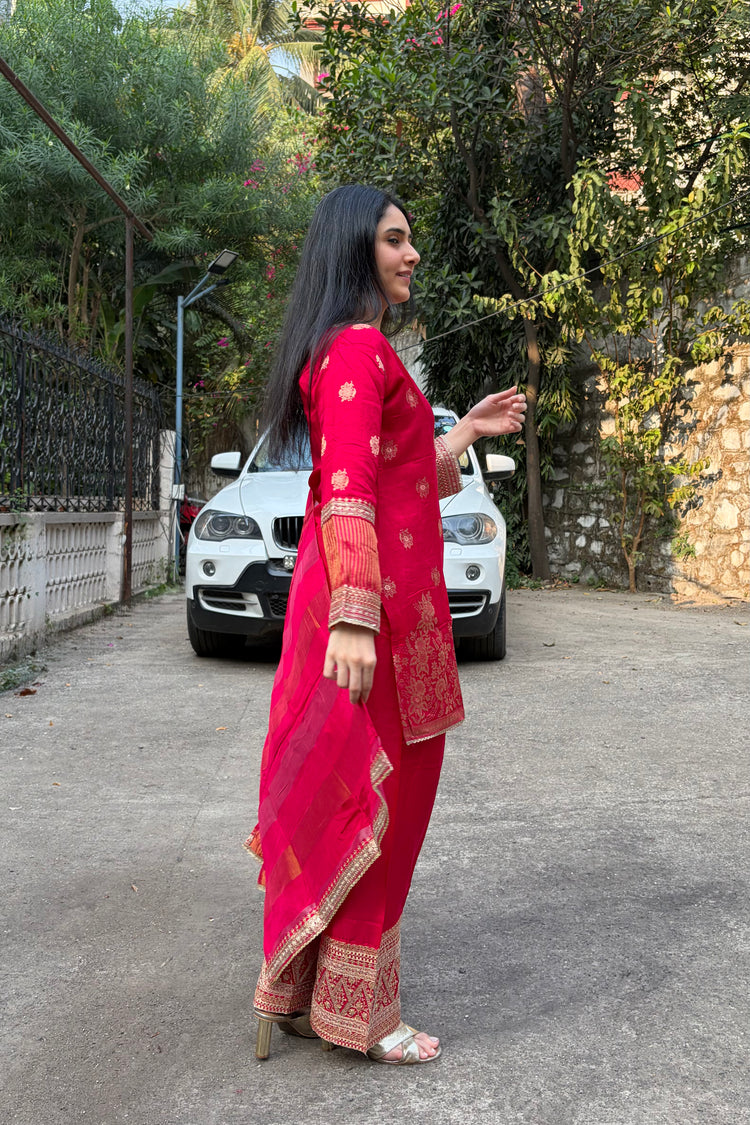 Bright Pink-Red Banarasi Silk Farshi Salwar Suit